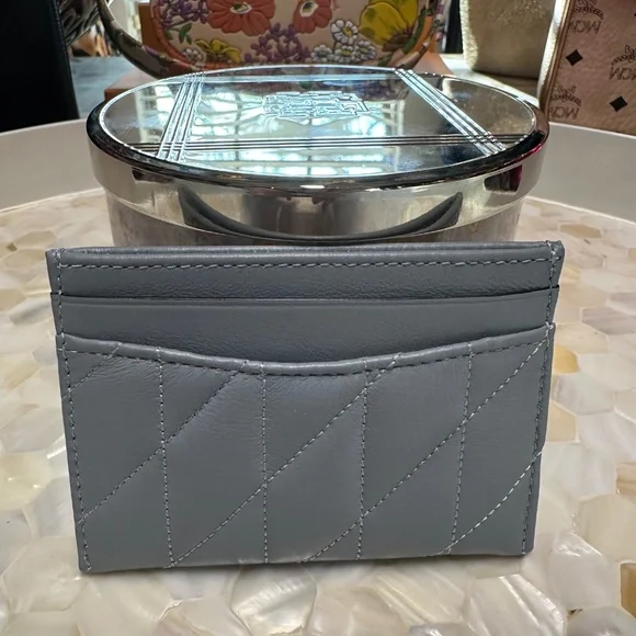 Coach quilted card case gray/blue so nice! - Picture 4 of 6